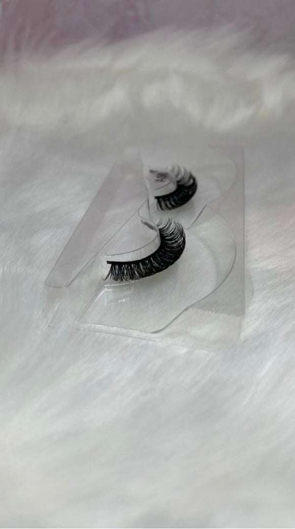 Russian volume lashes